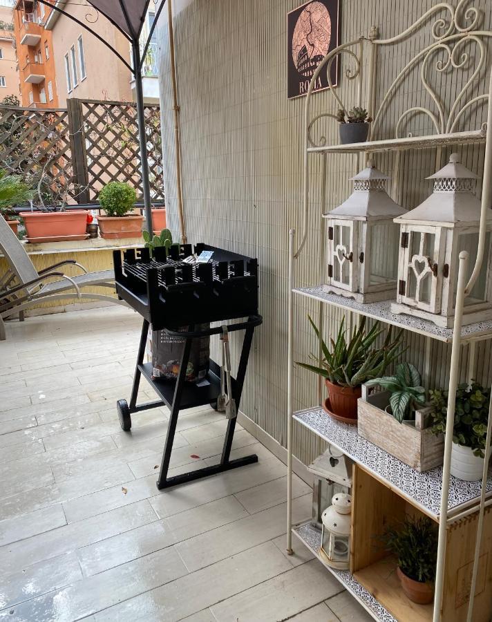 רומא Penthouse Apartment With Terrace Close To Vatican מראה חיצוני תמונה