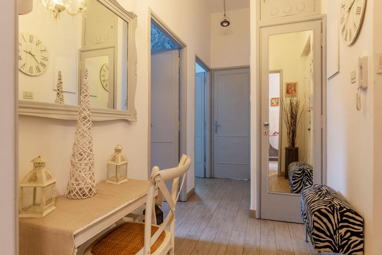 רומא Penthouse Apartment With Terrace Close To Vatican מראה חיצוני תמונה