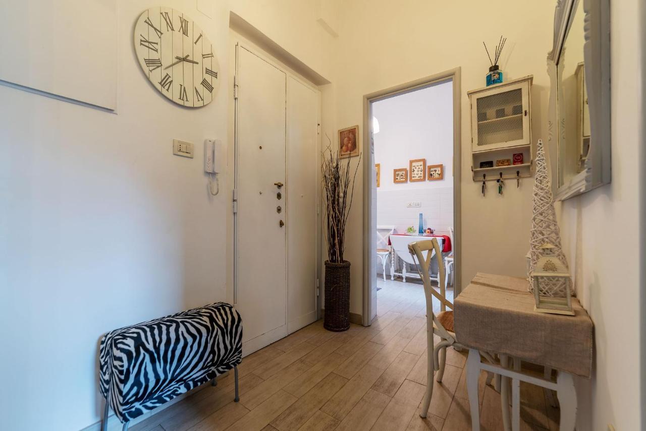רומא Penthouse Apartment With Terrace Close To Vatican מראה חיצוני תמונה